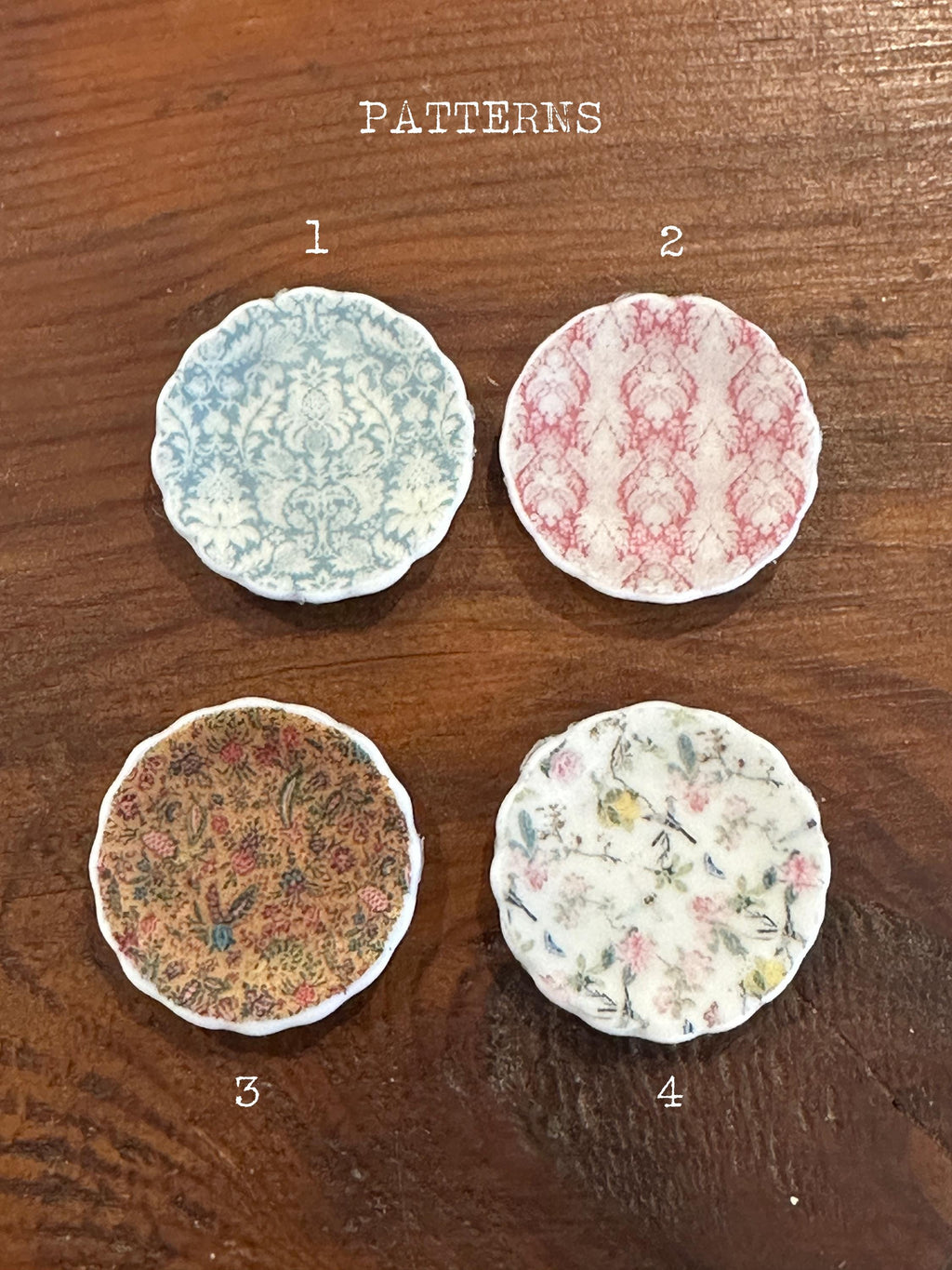 Ceramic Dollhouse 1:12 Scale Plates – Vintage Floral & Patterned Miniatures
