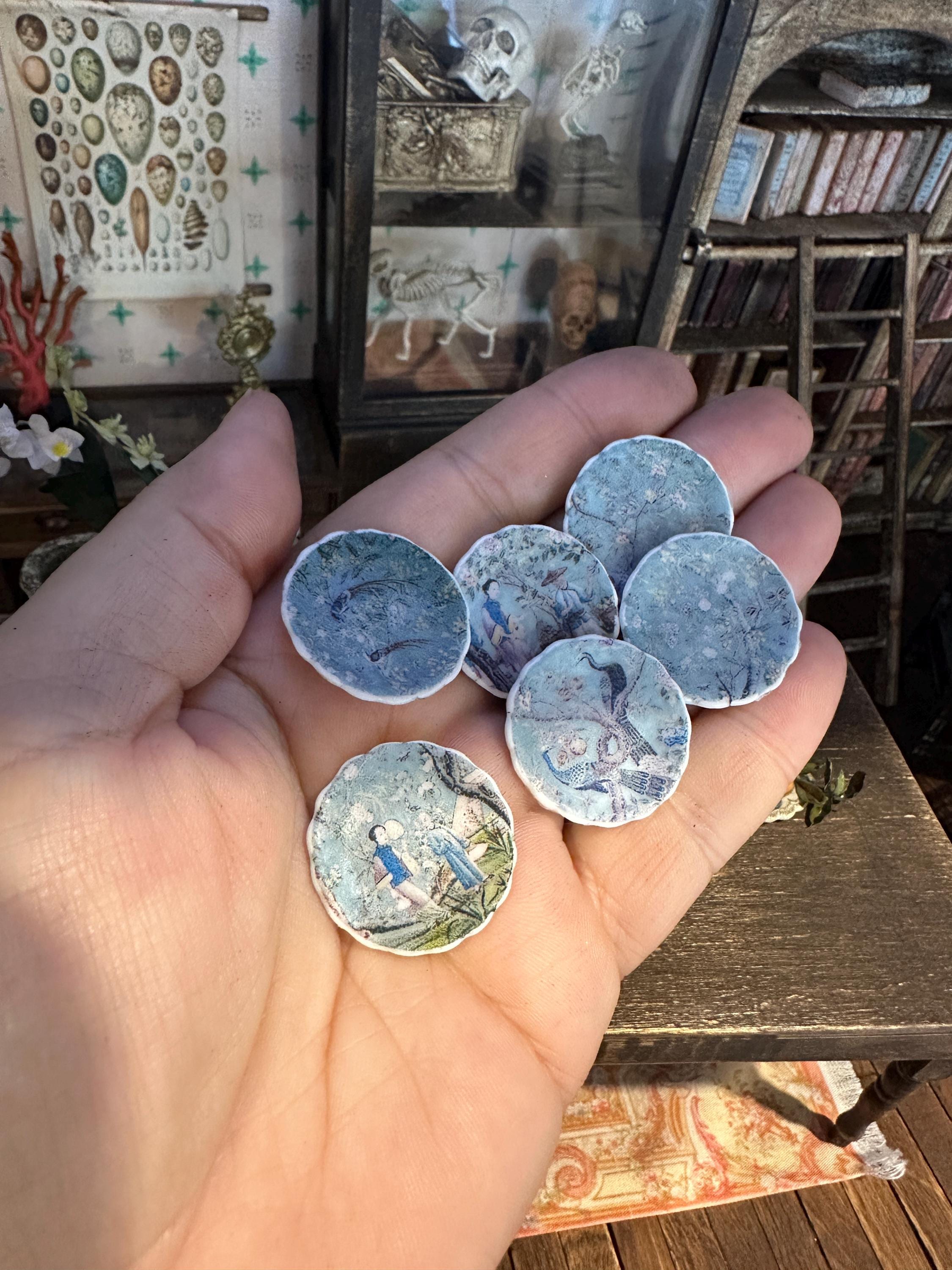 Ceramic Dollhouse 1:12 Scale Plates – Chinoiserie & Asian-Inspired Designs