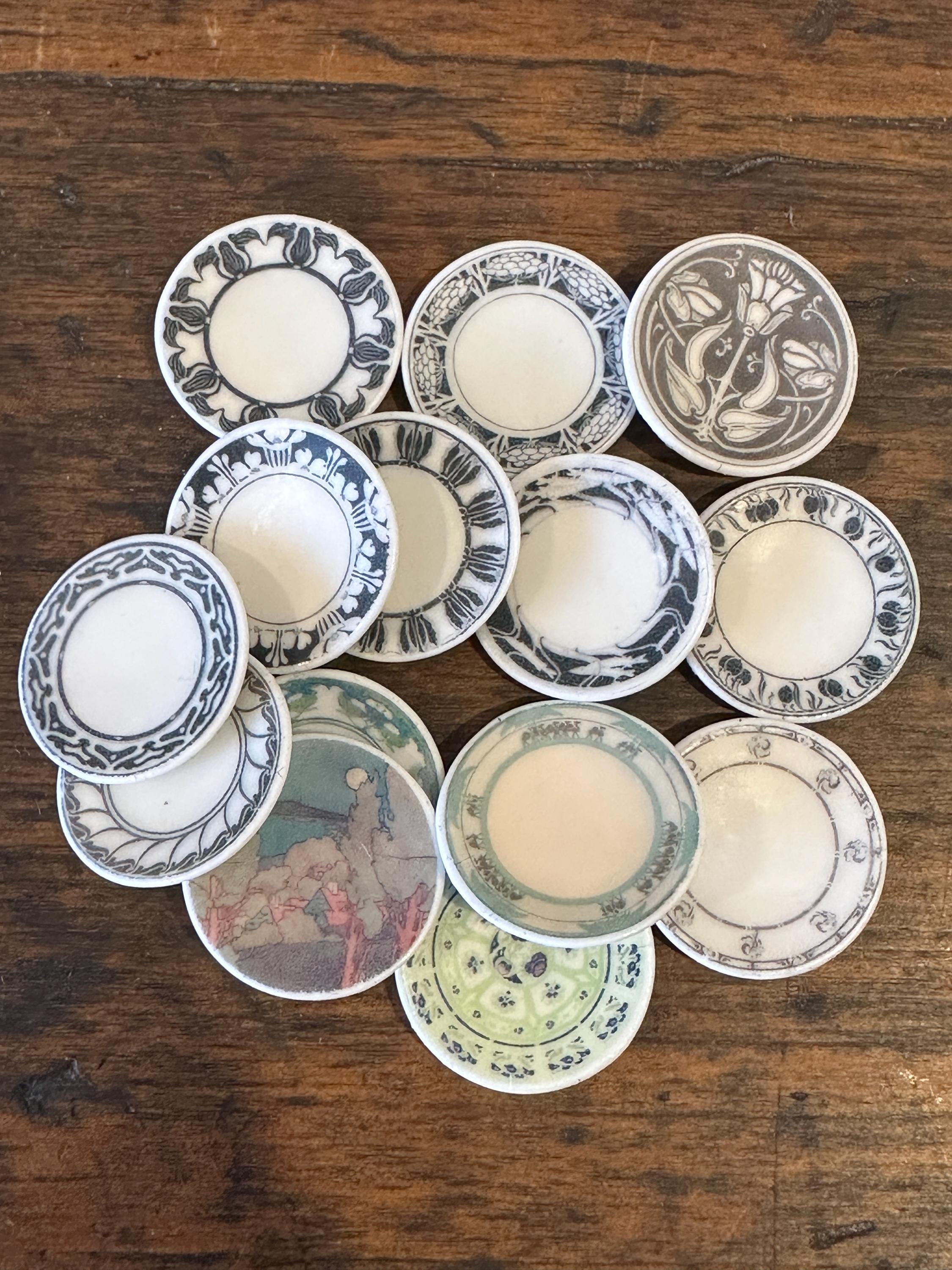 Ceramic Dollhouse 1:12 Scale Plates – Art Deco Geometric Patterns