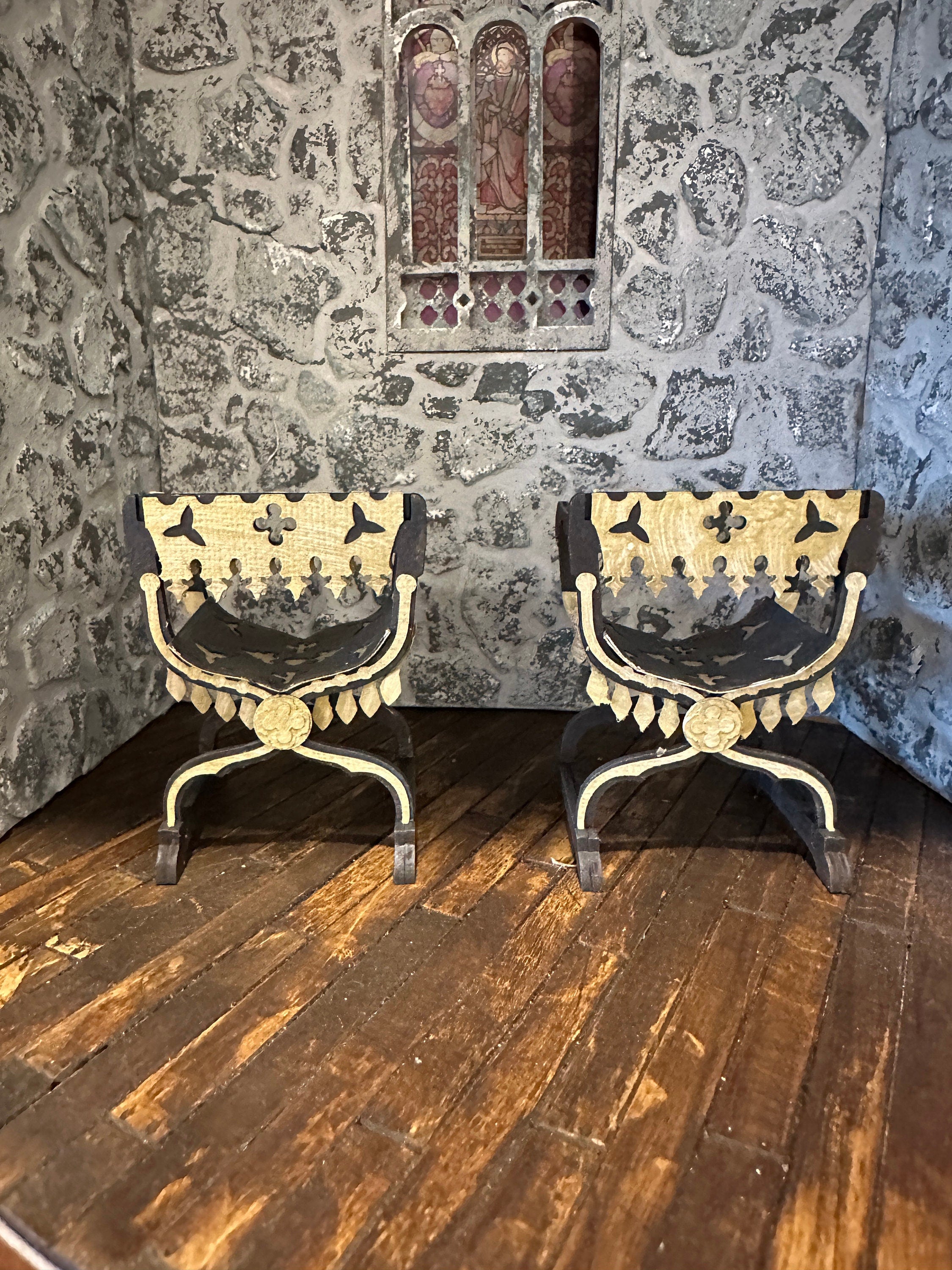 Handmade Dollhouse Miniature Gothic X-Chair – Medieval Curule Seat
