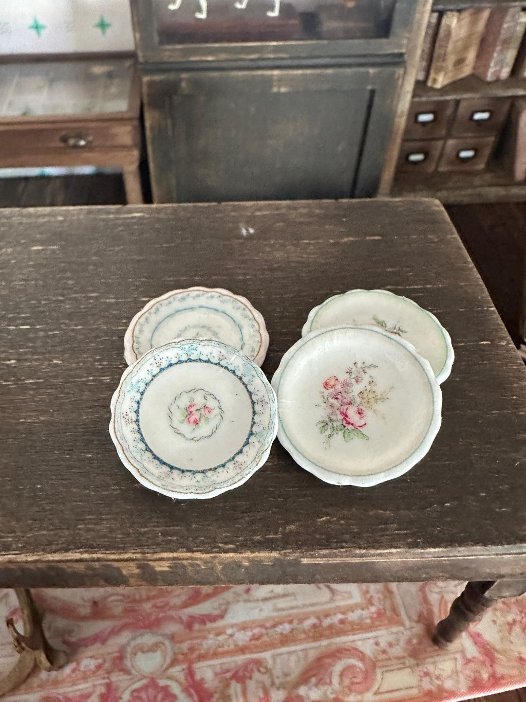 Ceramic Dollhouse 1:12 Scale Plates – 18th Century Marie Antoinette Trianon Floral Miniatures
