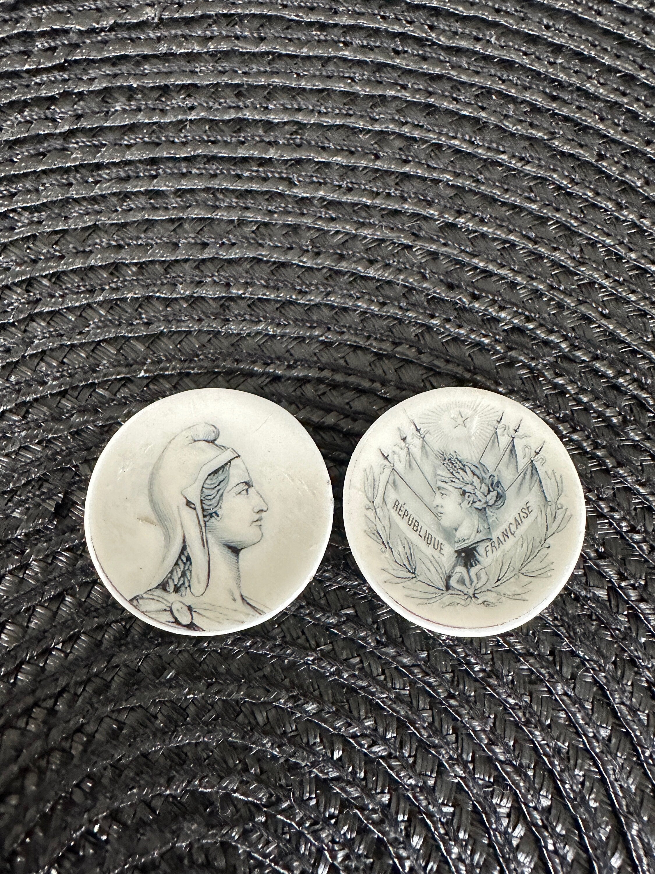 Ceramic Dollhouse 1:12 Scale Plates – French Republic & Empire Revolution