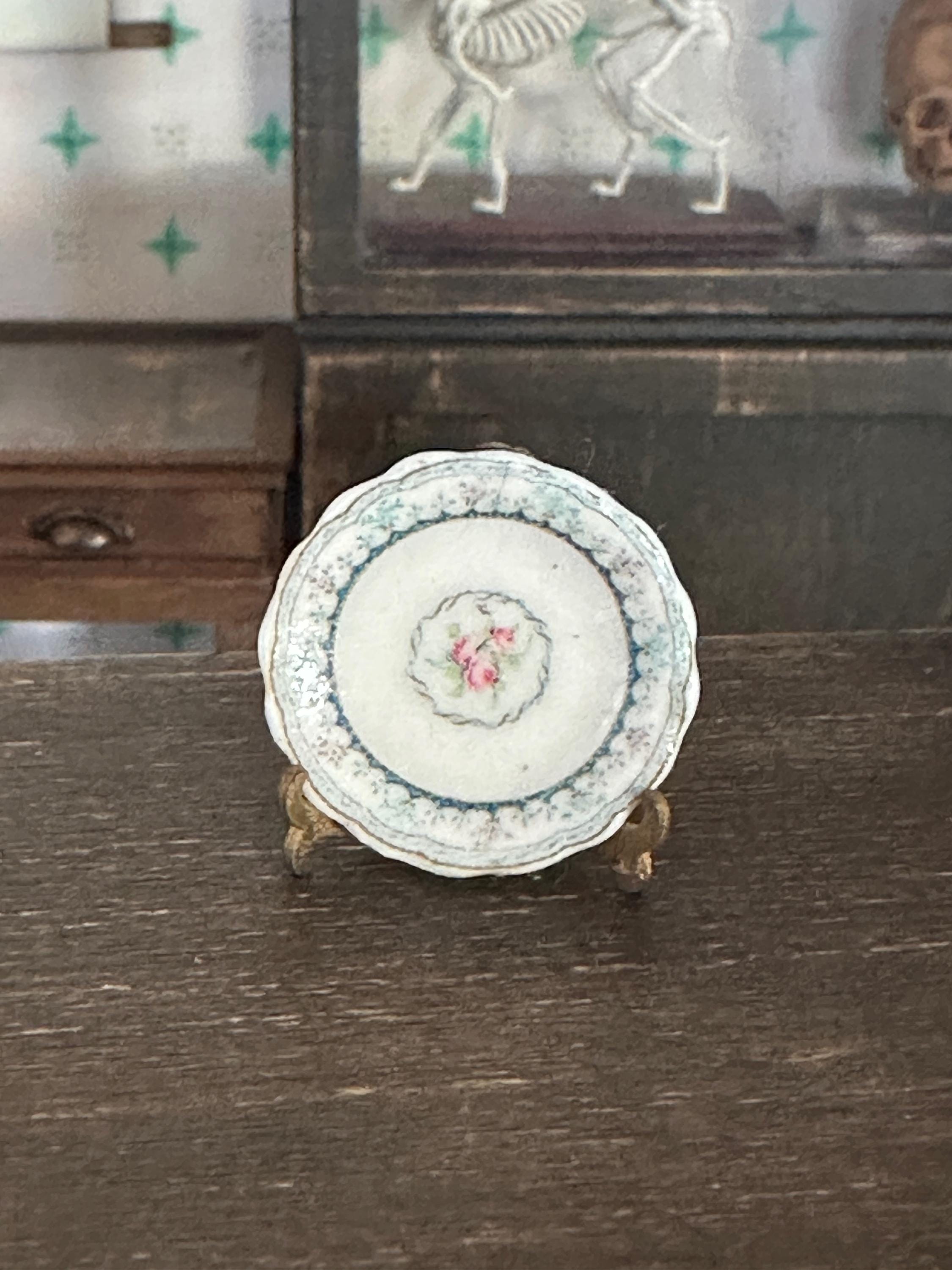 Ceramic Dollhouse 1:12 Scale Plates – 18th Century Marie Antoinette Trianon Floral Miniatures