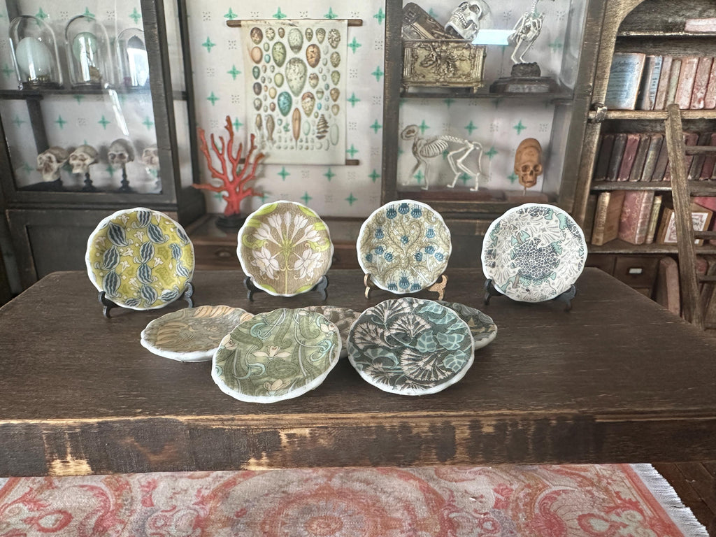 Ceramic Dollhouse 1:12 Scale Plates – 19th Century Eugène Grasset Art Greens and Reds