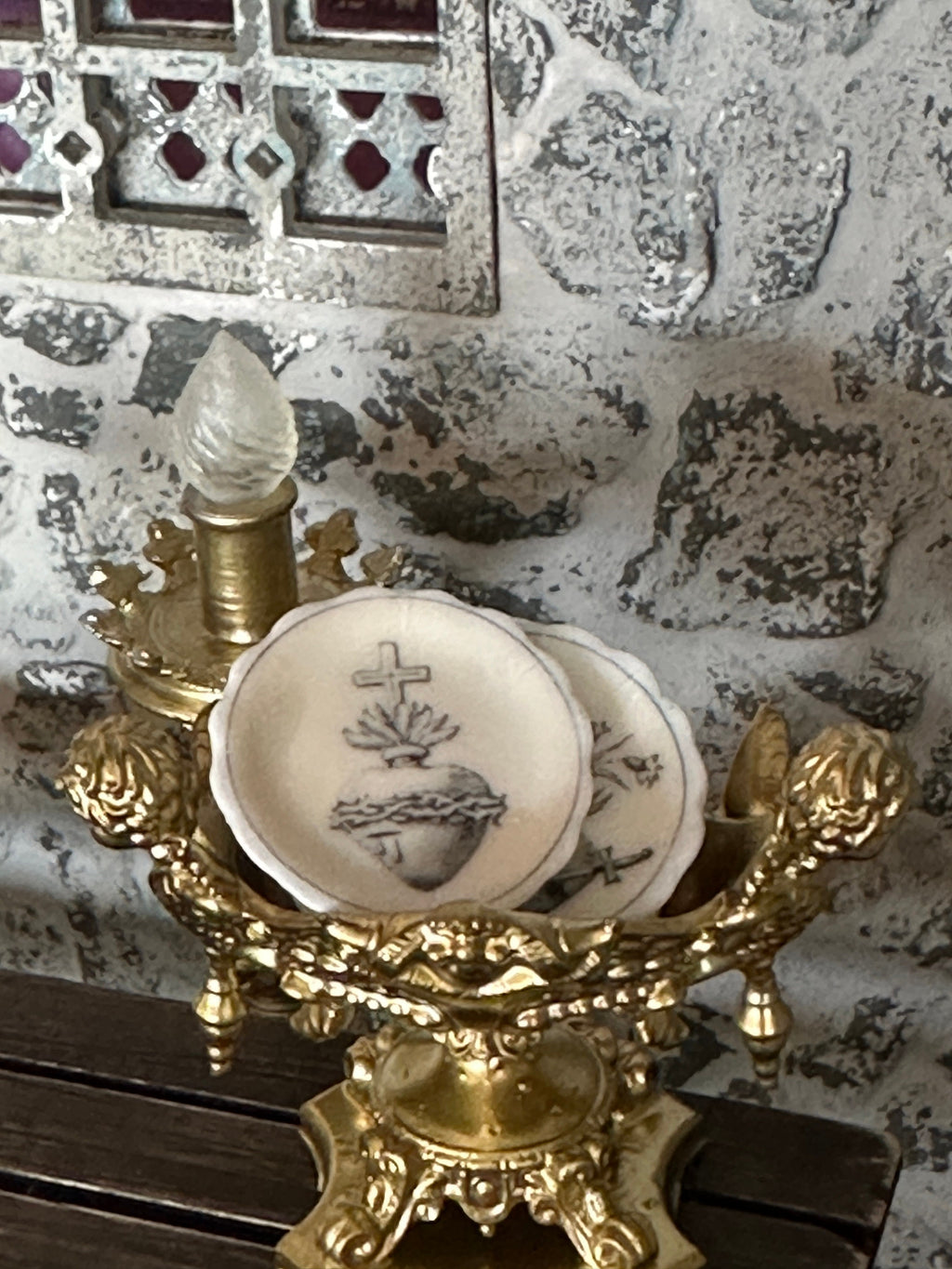 Ceramic Dollhouse 1:12 Scale Plates – Sacred Heart French Religious Miniatures