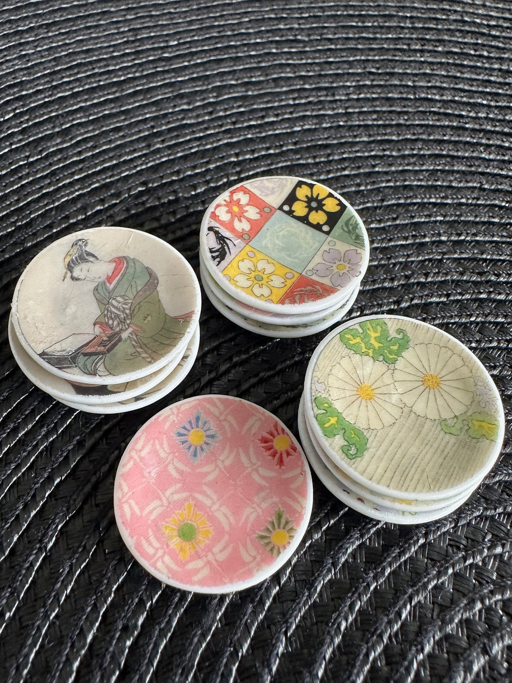 Ceramic Dollhouse 1:12 Scale Plates – Japanese Traditional Art Designs