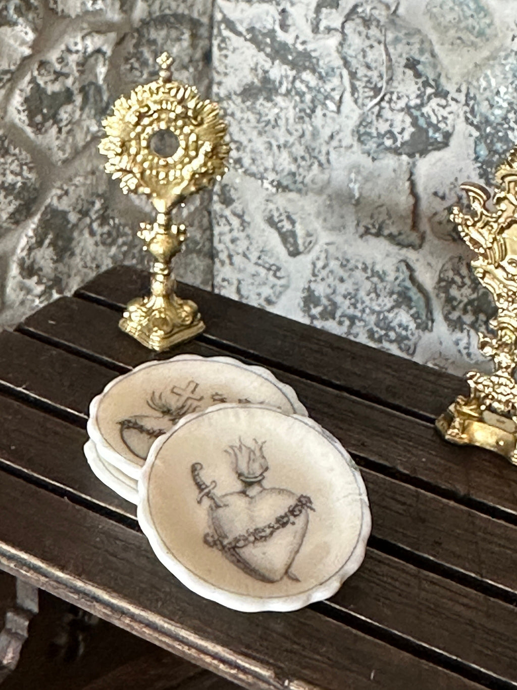 Ceramic Dollhouse 1:12 Scale Plates – Sacred Heart French Religious Miniatures