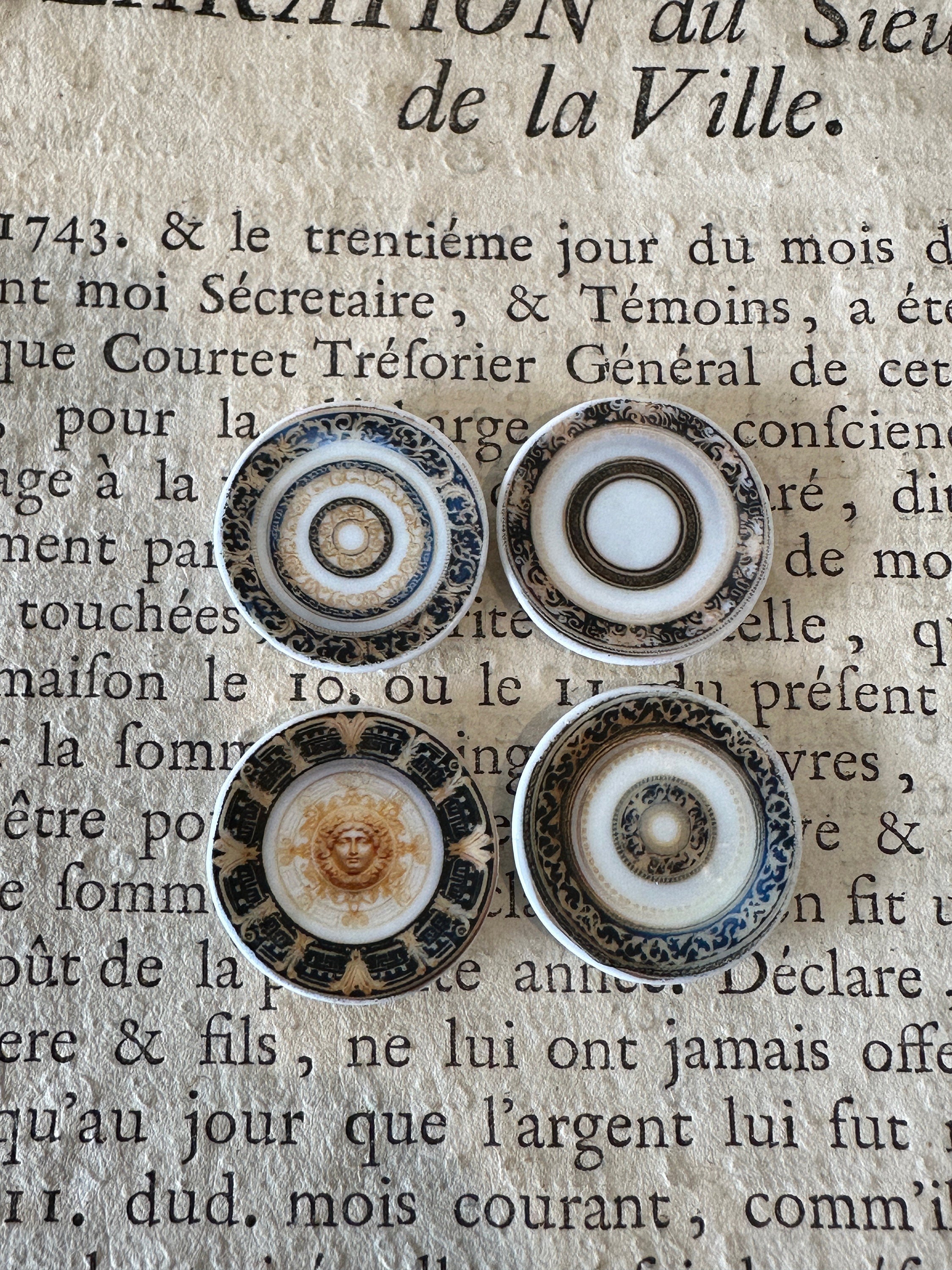 Ceramic Dollhouse 1:12 Scale Plates – ‘Classical Modernity’ Luxe Designer Style