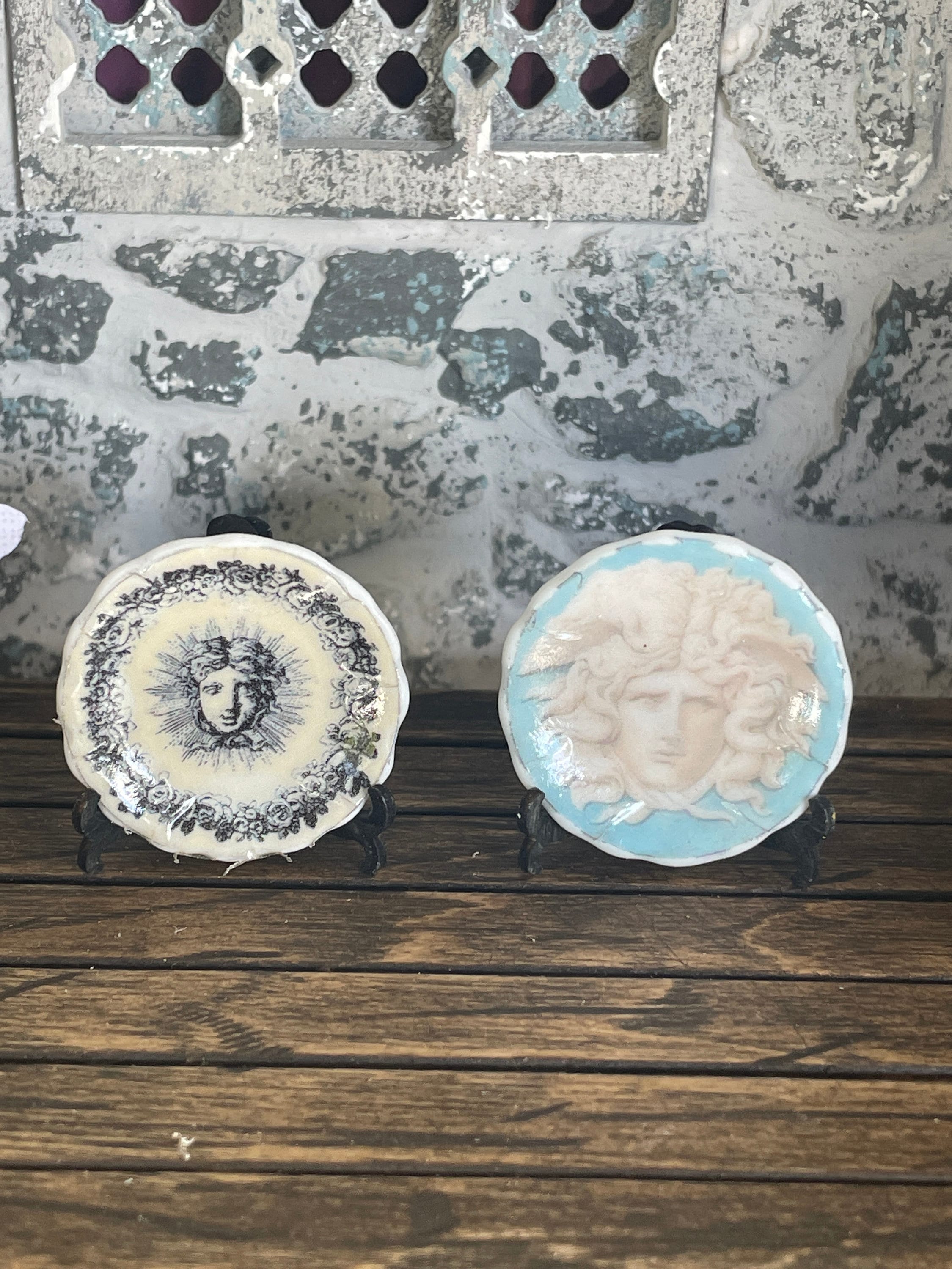 Ceramic Dollhouse 1:12 Scale Plates Vintage Style Medusa or Versailles Sun King