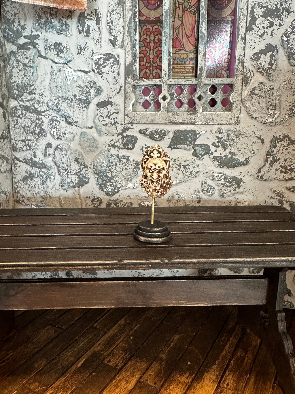 Handmade Miniature Green Man Statue – Aged Grungy Collector’s Ornament