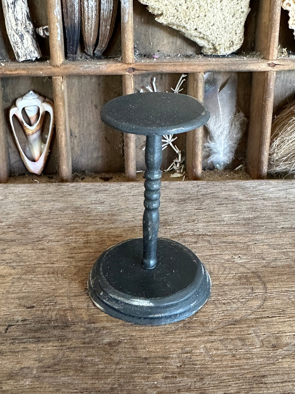 Miniature 1:12 Scale Dollshouse Handmade Ebony Colour Turned Wood Display Stand Victorian Antique Style