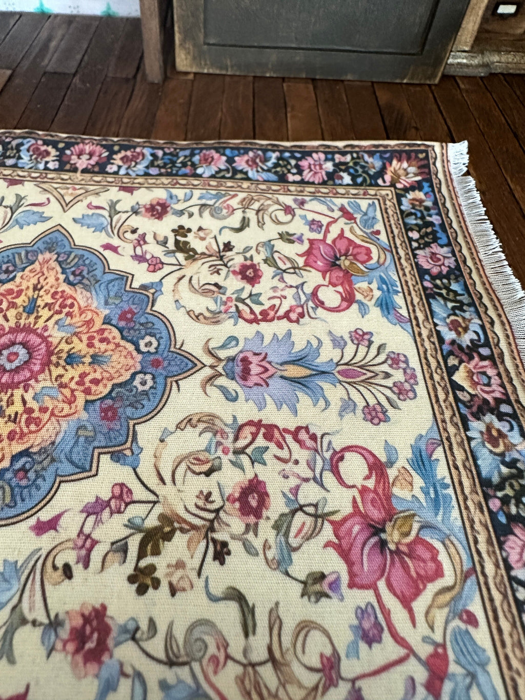 Miniature Dollhouse Persian Style Rug – Vibrant Classical Cotton 1:12 Scale