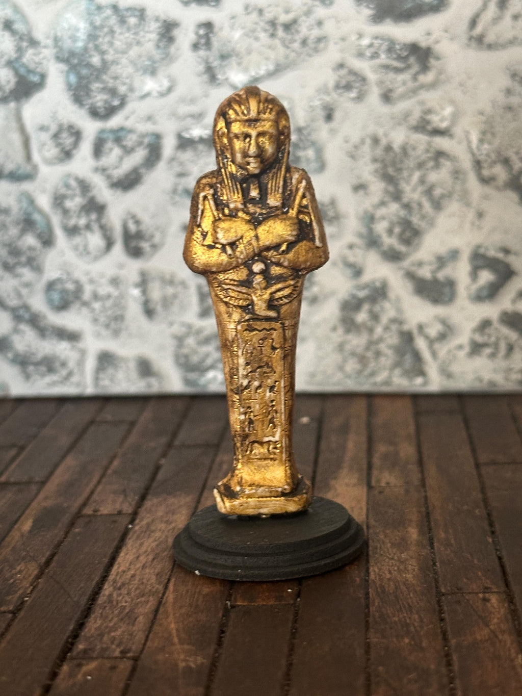 Handmade Miniature Egyptian Mummy Case – Aged Gilded & Stone Collectors Statue (1:12 Scale)