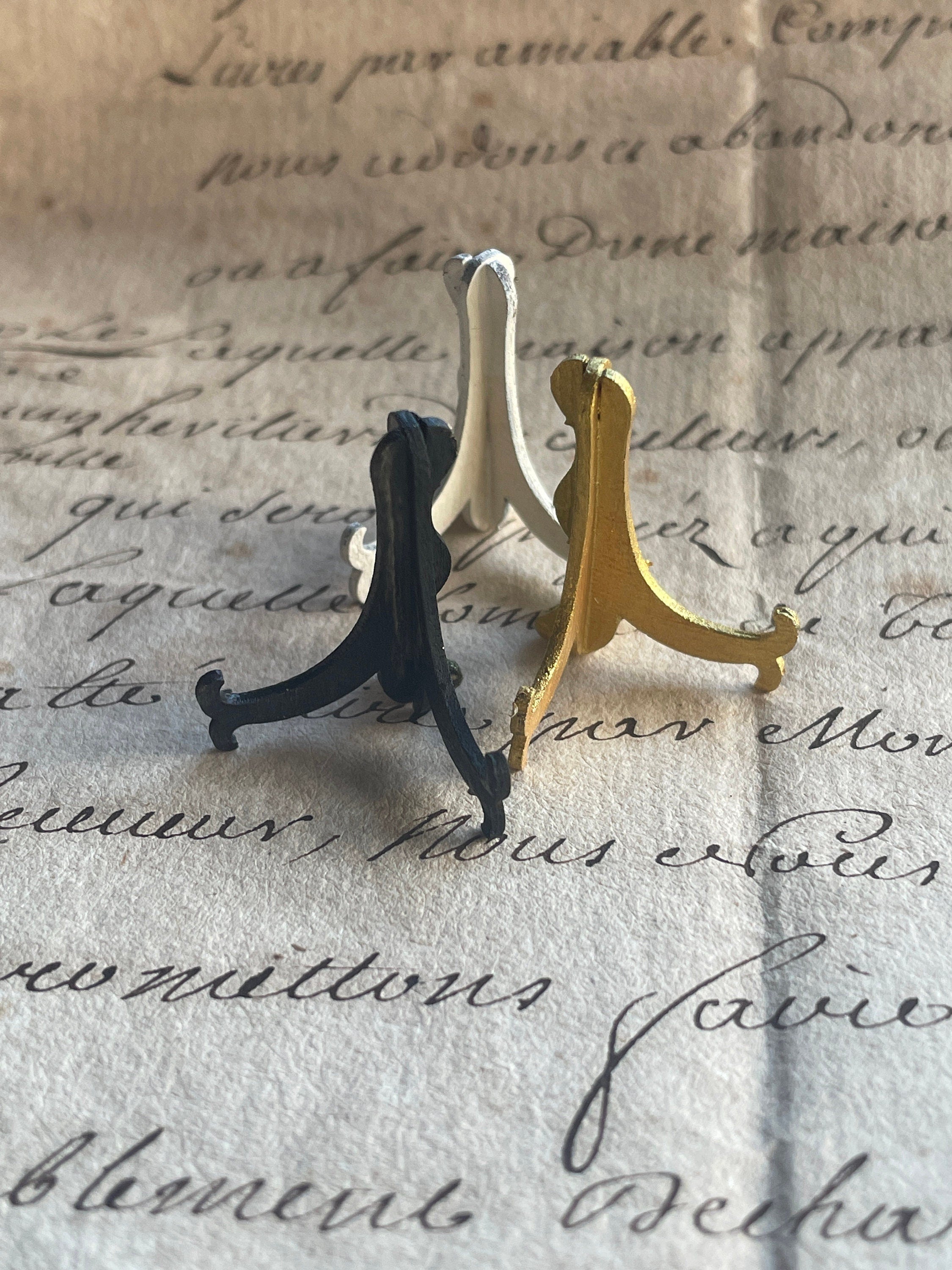 Ceramic Dollhouse 1:12 Scale Plate Stands – Gold, White, Silver & Black Finishes