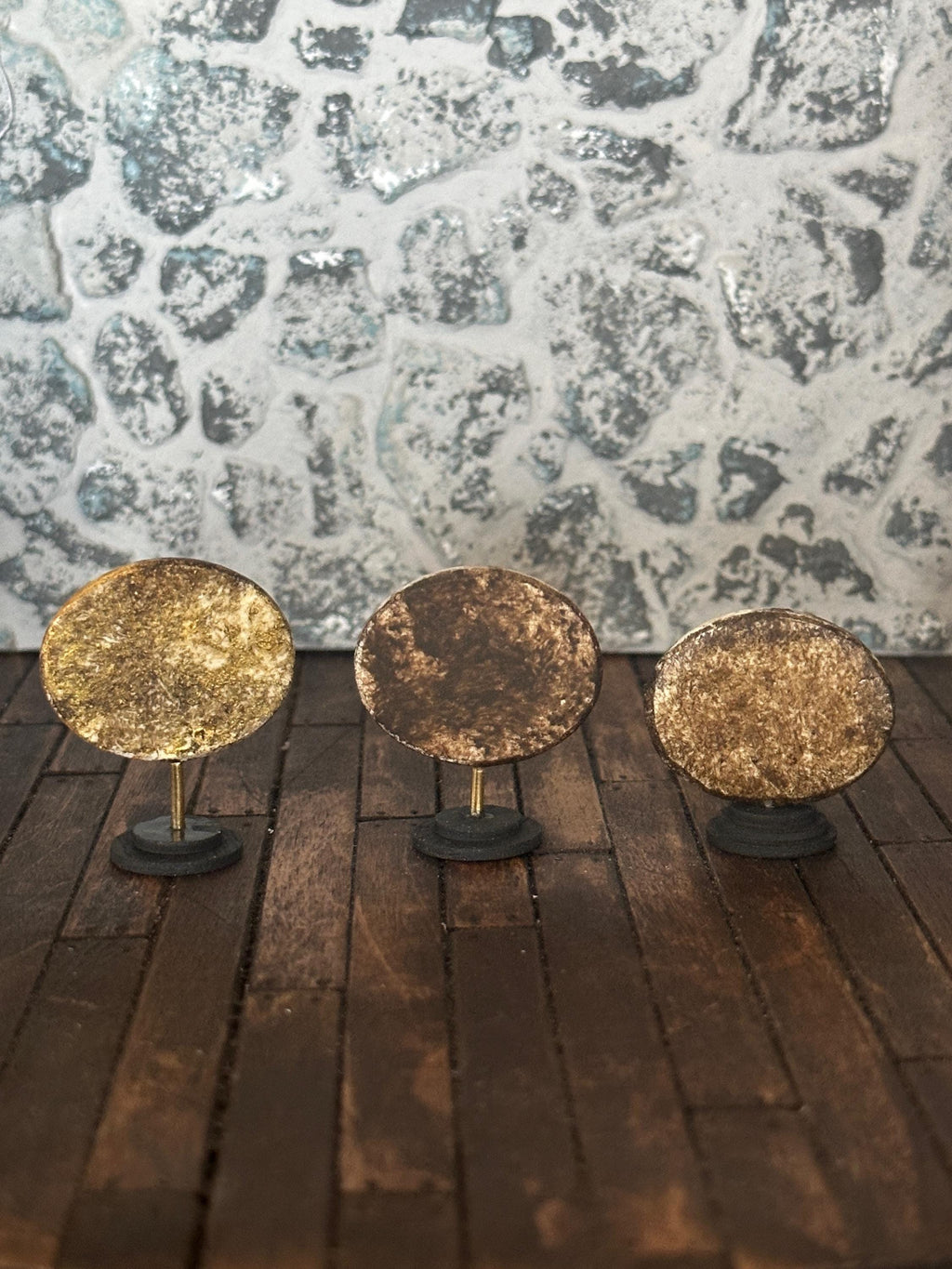 Handmade Doll House Miniature Art Collectors Statue Ornament Aged Grungy Gilded Medusa on Stand