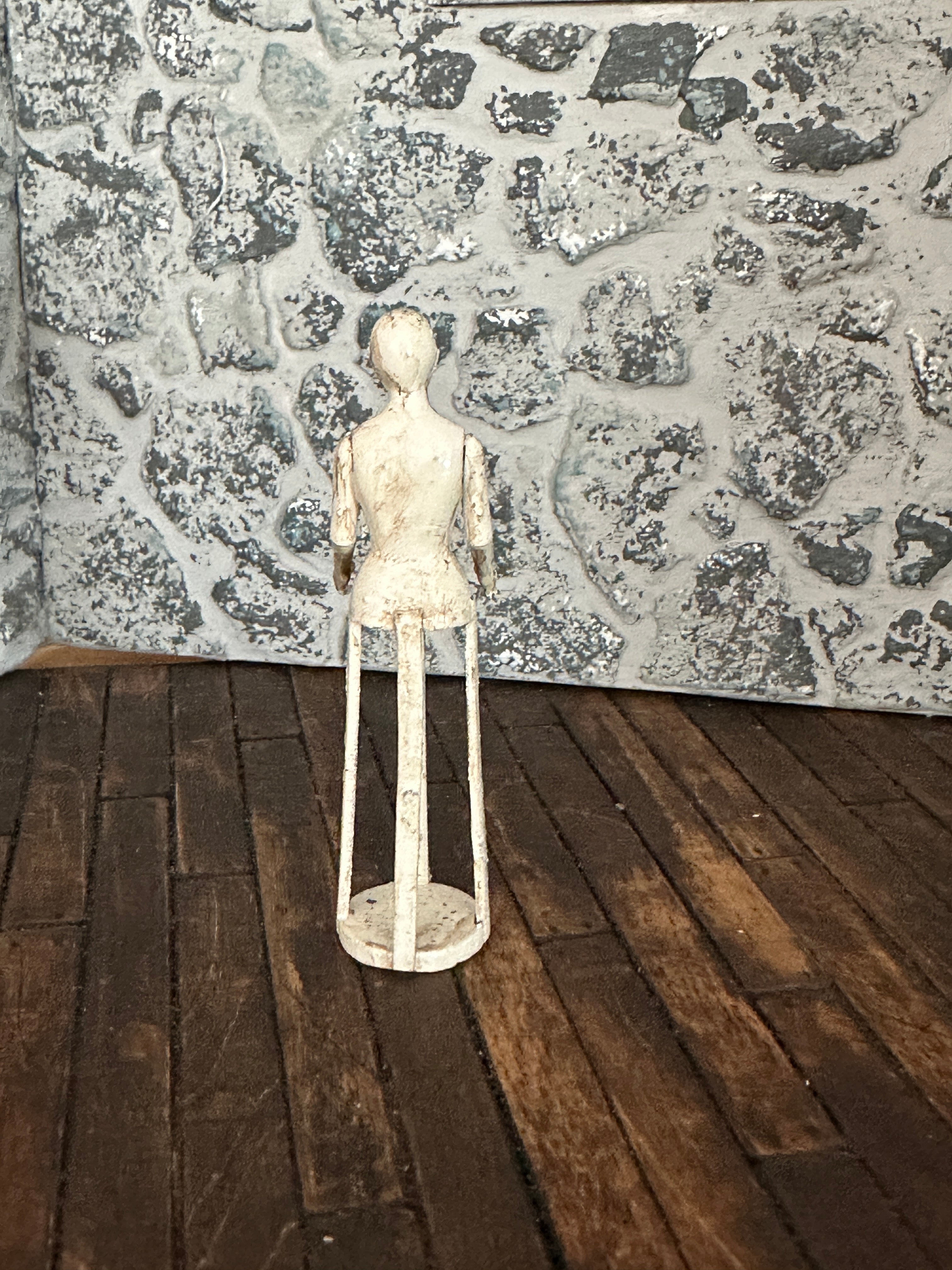 Dollshouse Miniature 1:12 scale Cage Doll Santos 18th Century Mannequin SMALL