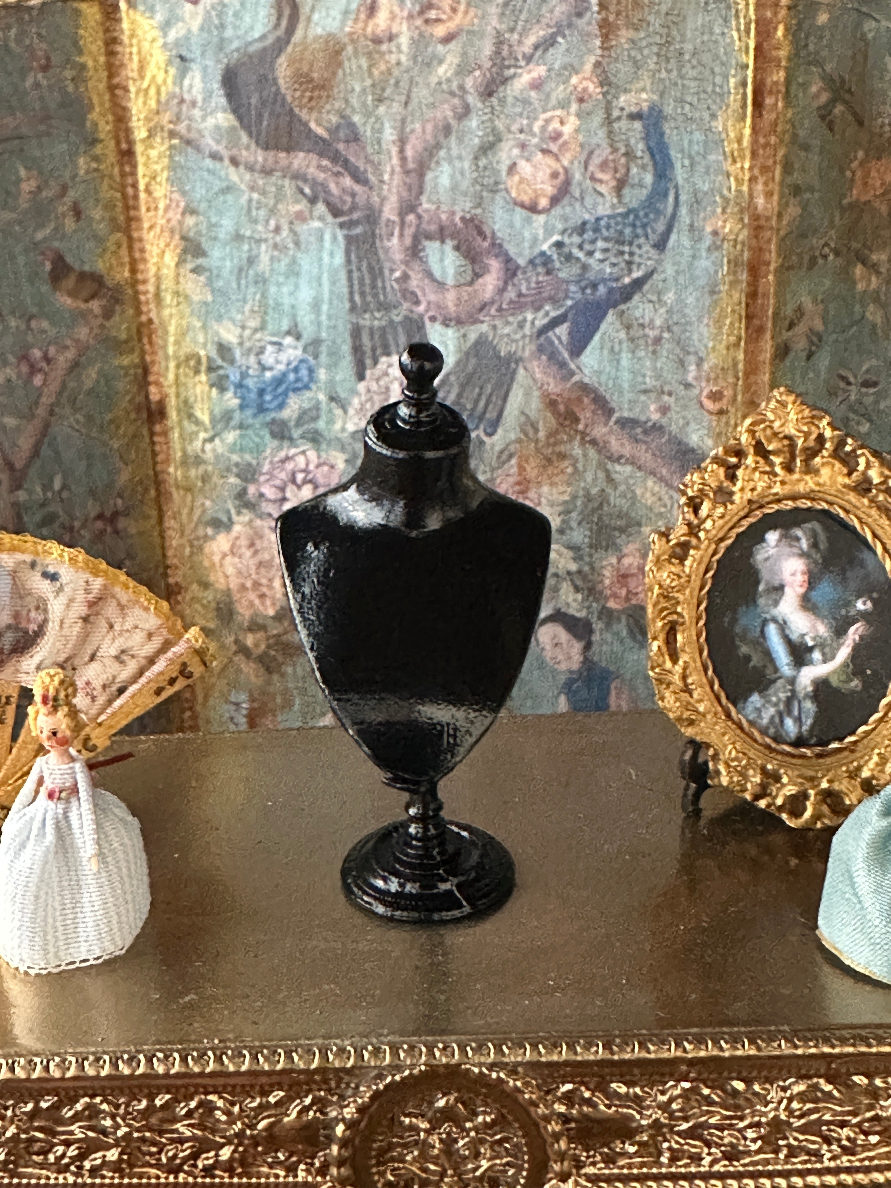 Handmade Miniature Display Bust – Victorian Black Jewellery Stand (1:12 Scale)