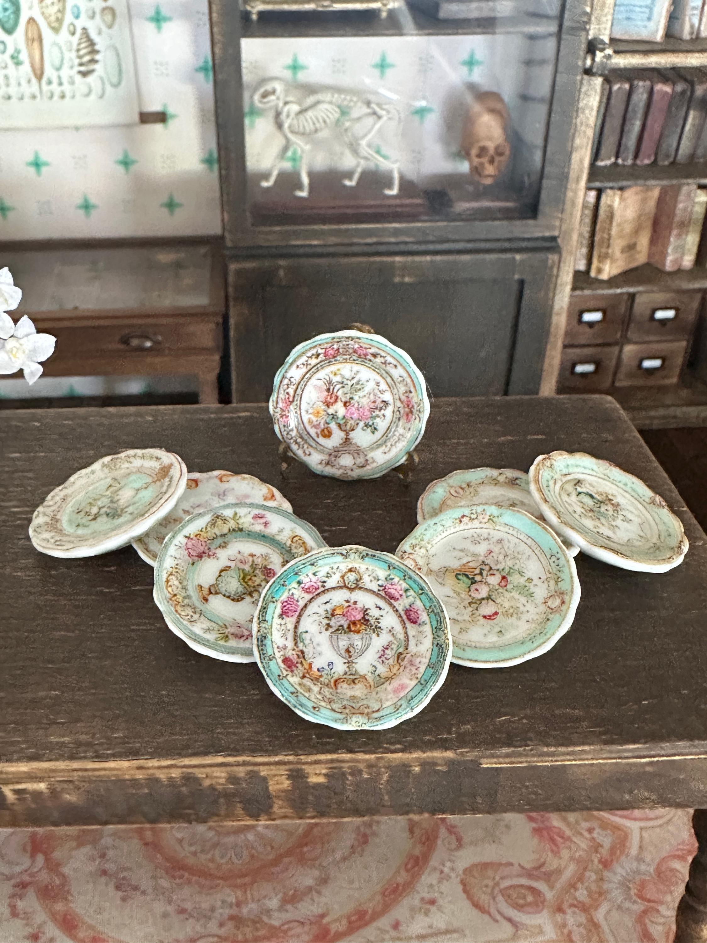 Ceramic Dollhouse 1:12 Scale Plates – 19th Century Versailles Vases & Flowers