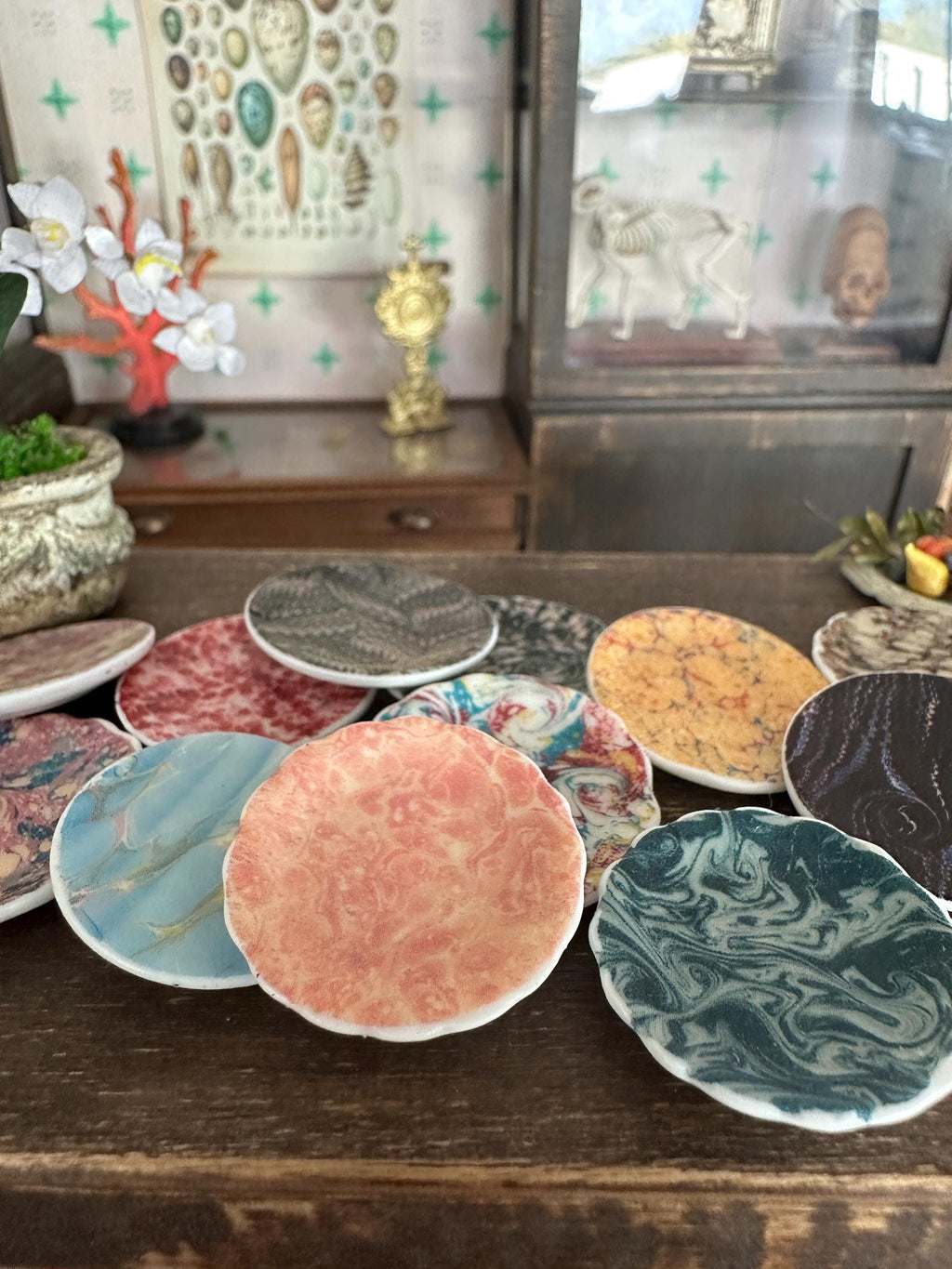 Ceramic Dollhouse 1:12 Scale Plates – Antique Marbled Paper Designs