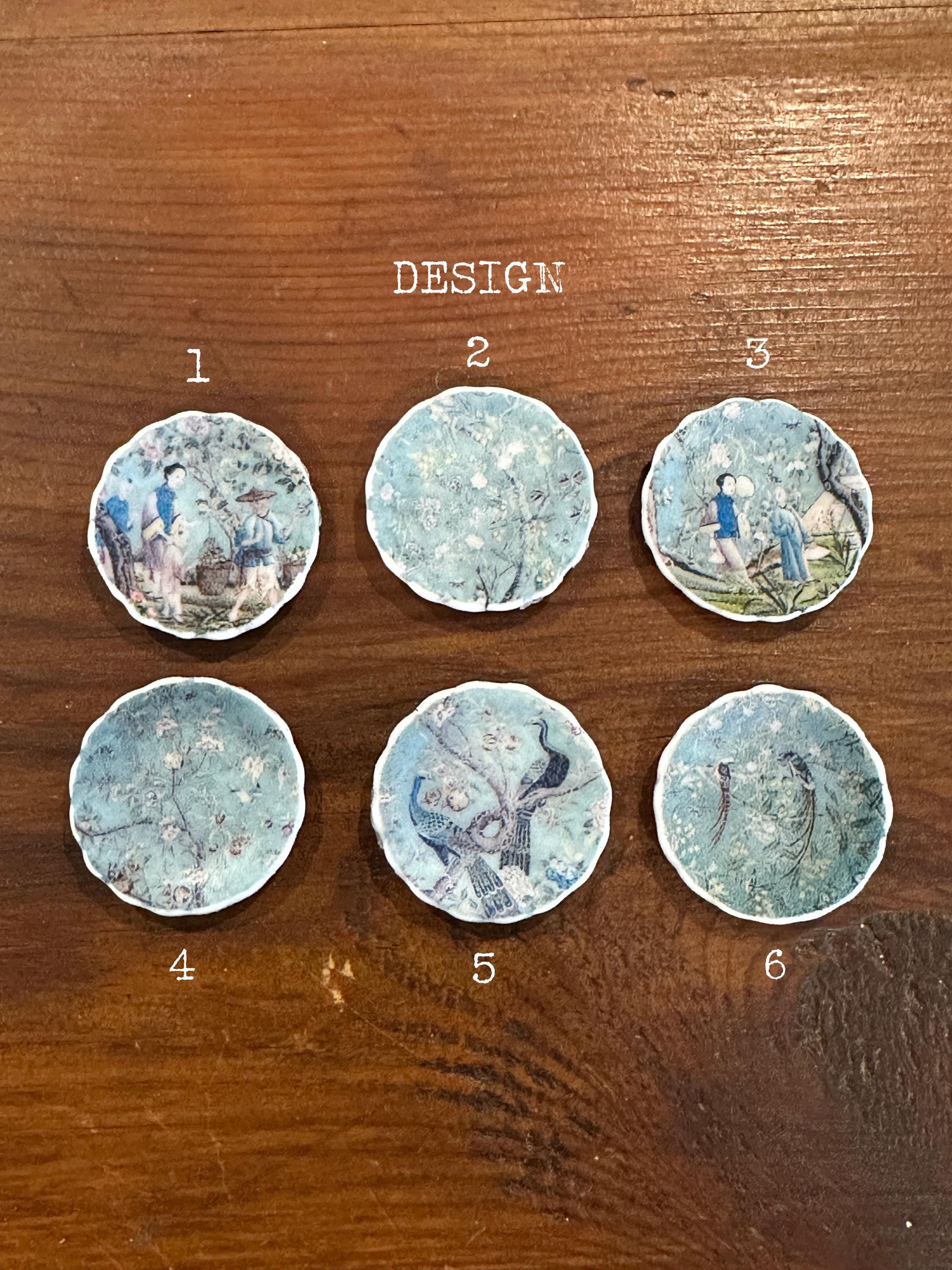 Ceramic Dollhouse 1:12 Scale Plates – Chinoiserie & Asian-Inspired Designs