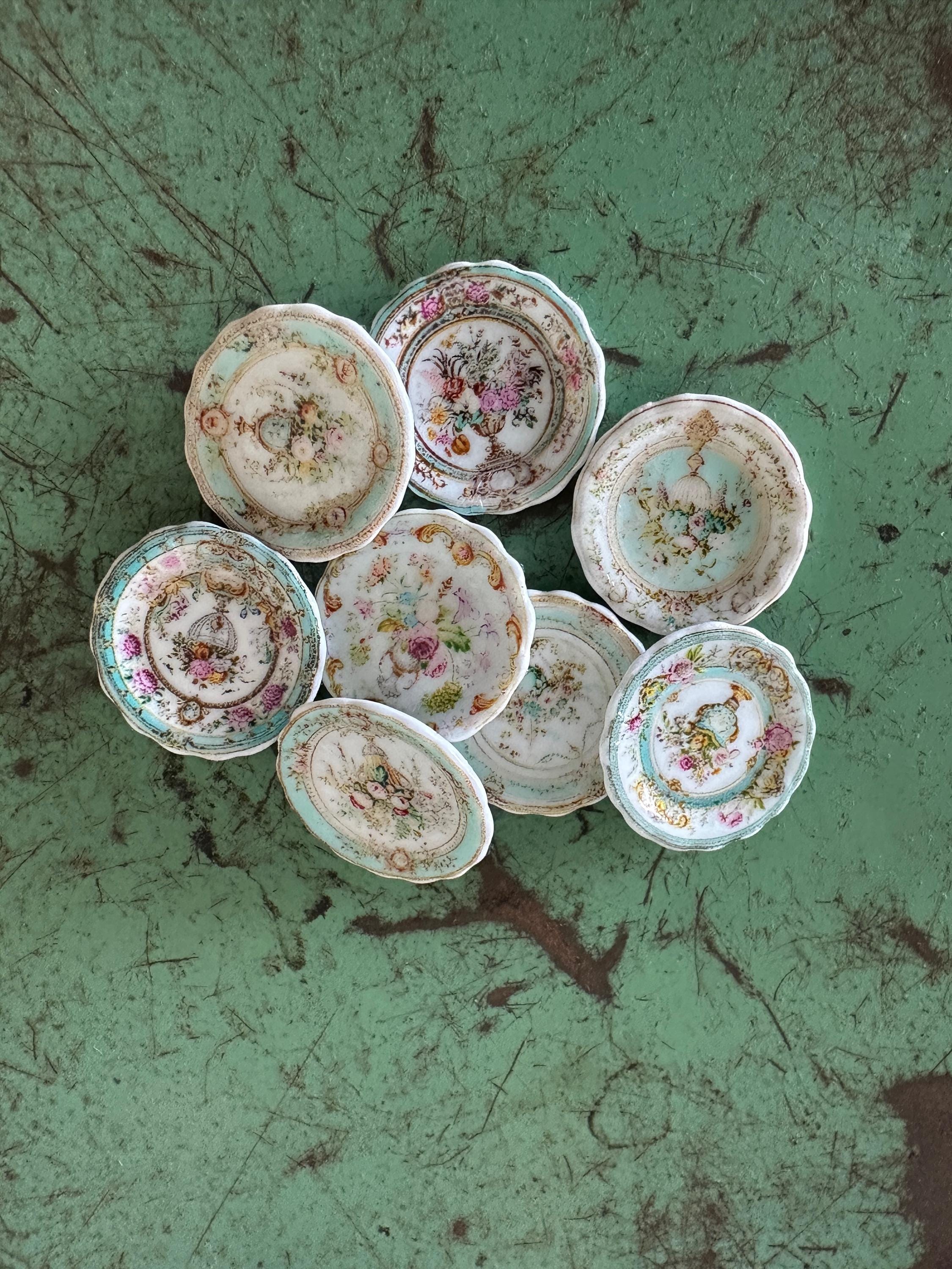 Ceramic Dollhouse 1:12 Scale Plates – 19th Century Versailles Vases & Flowers