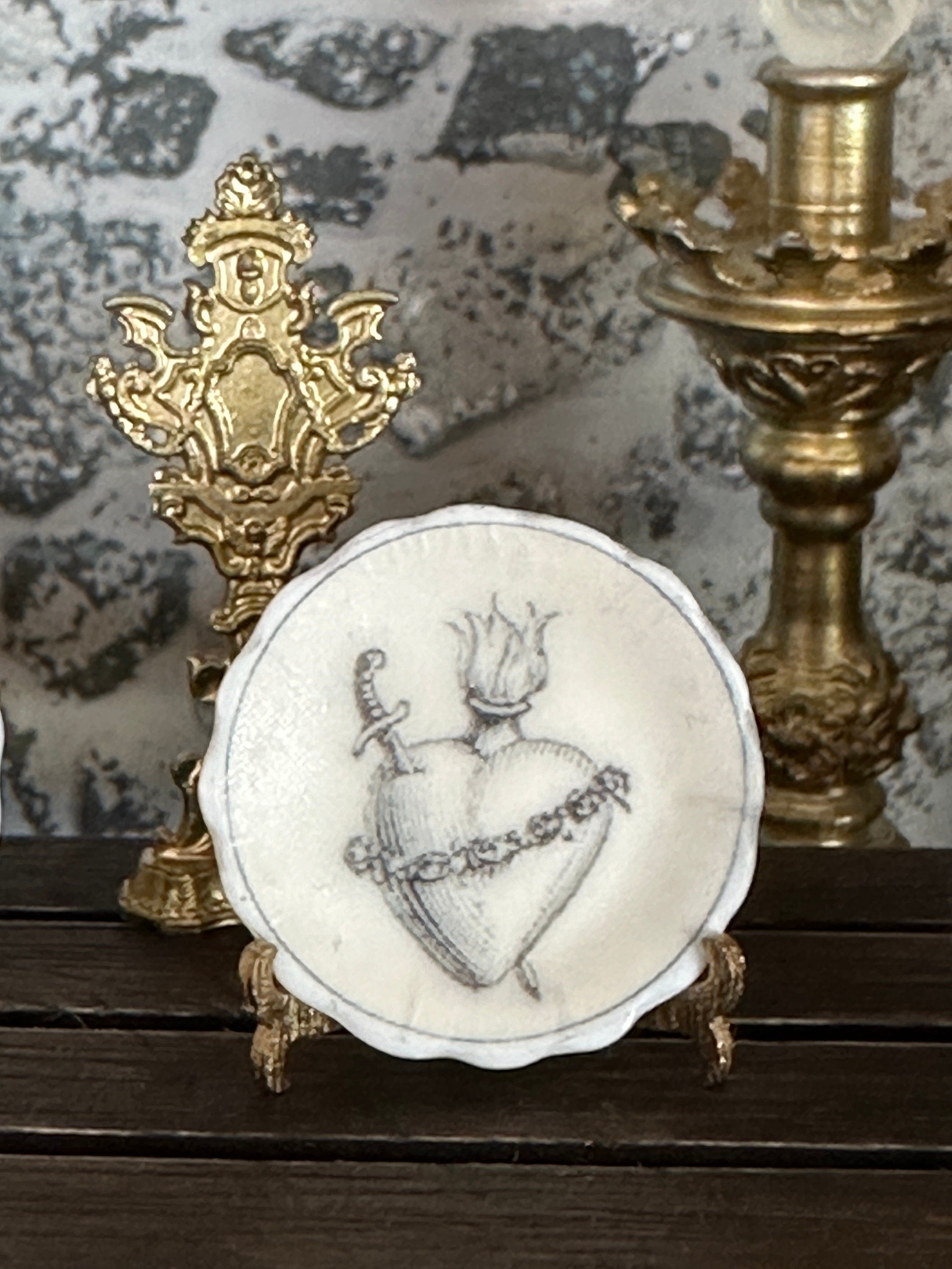 Ceramic Dollhouse 1:12 Scale Plates – Sacred Heart French Religious Miniatures