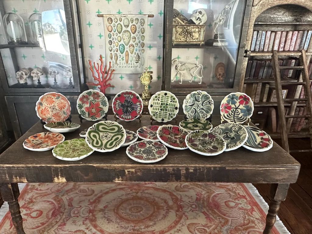 1:12 Scale Dollhouse Plates – Early 20th Century Folk Art Style Colourful